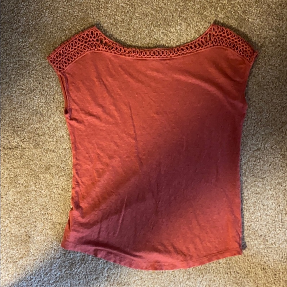 Coral cap sleeved shirt